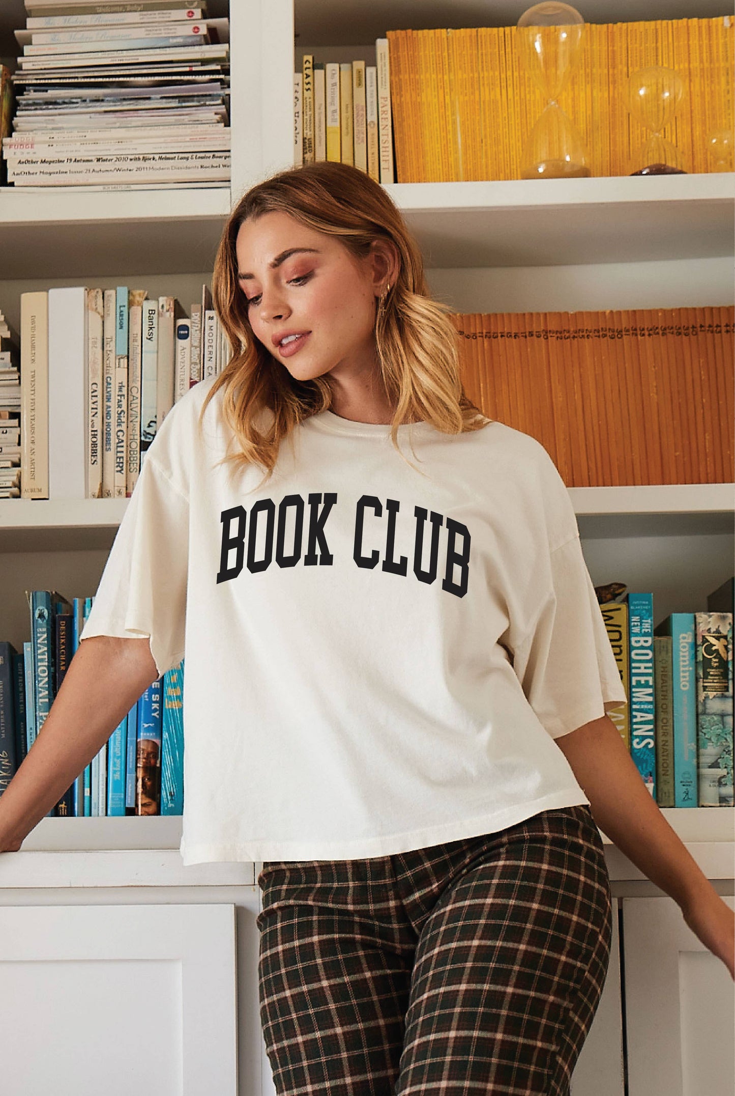 BOOK CLUB Cropped Mineral Graphic Top