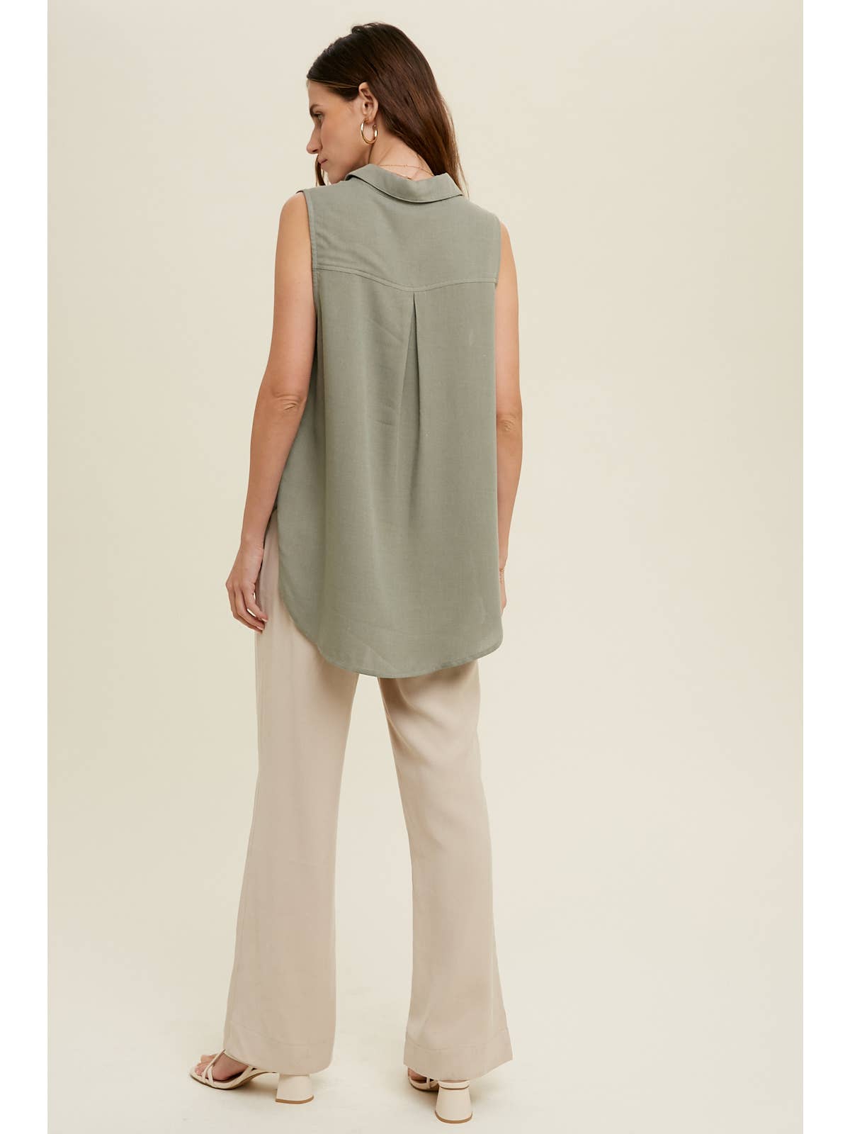 Sleeveless Button Up Top