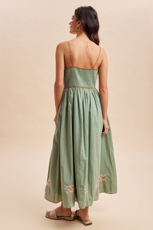EMBROIDERED CONTRAST SLEEVELESS MAXI DRESS