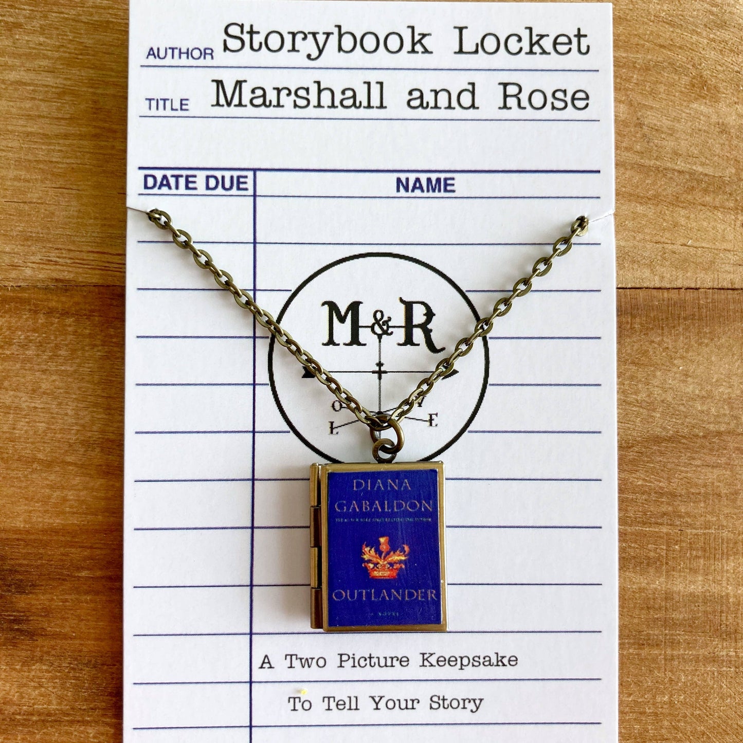 Book Locket Outlander: Bronze