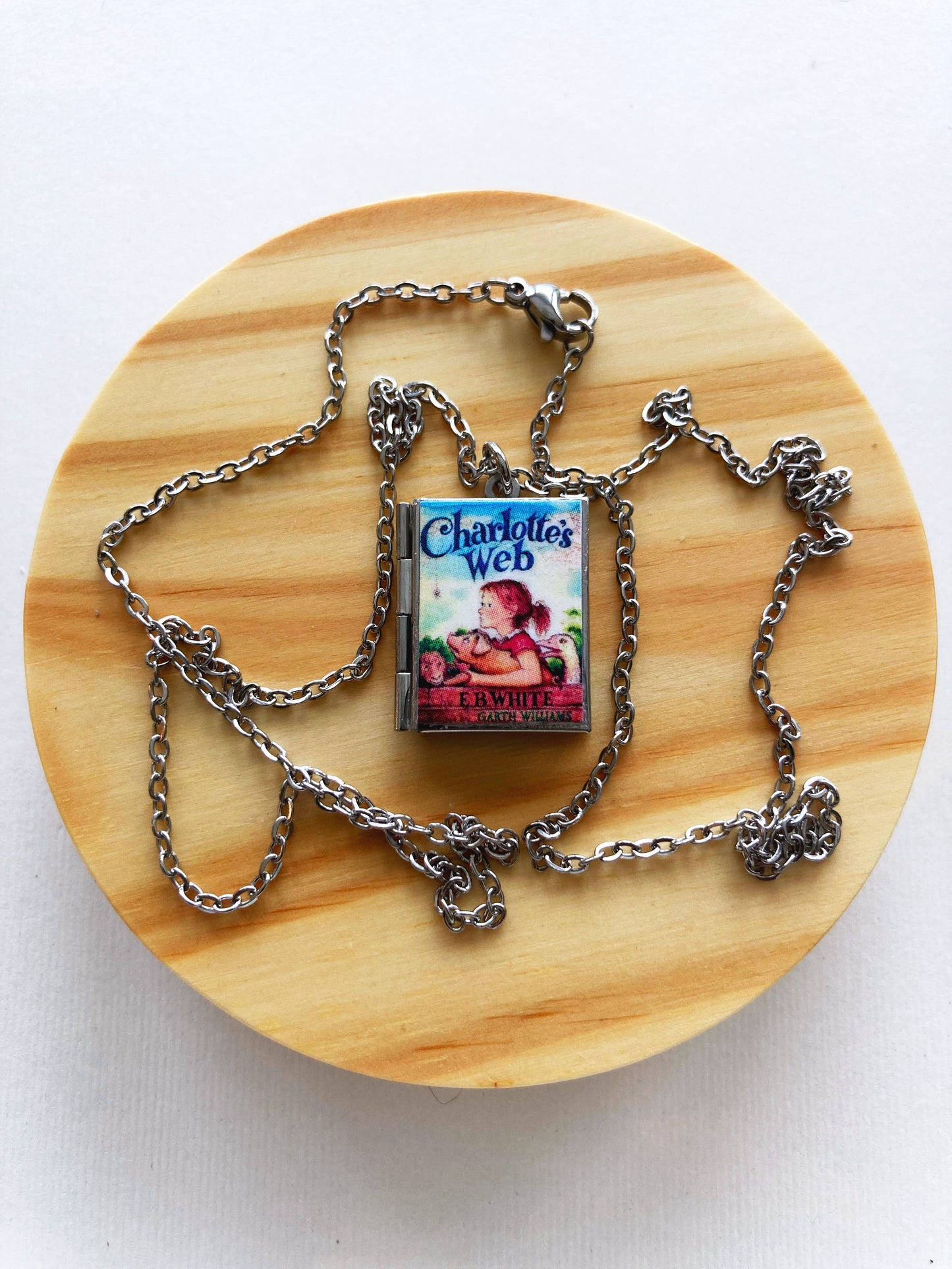 Book Locket Charlotte's Web: Stainless Steel