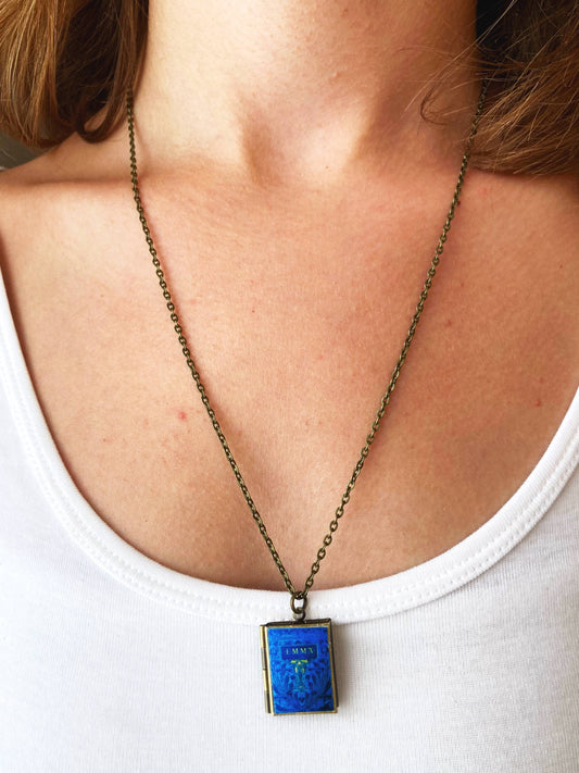 Book Locket Emma: Bronze