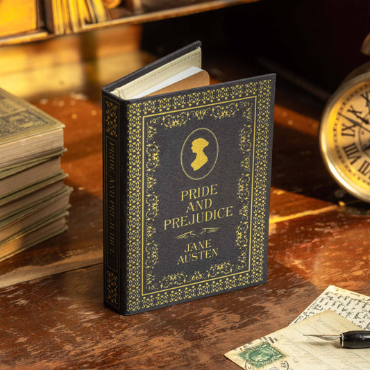 'Pride & Prejudice' by Jane Austen 1813 Passport/Notebook Wallet