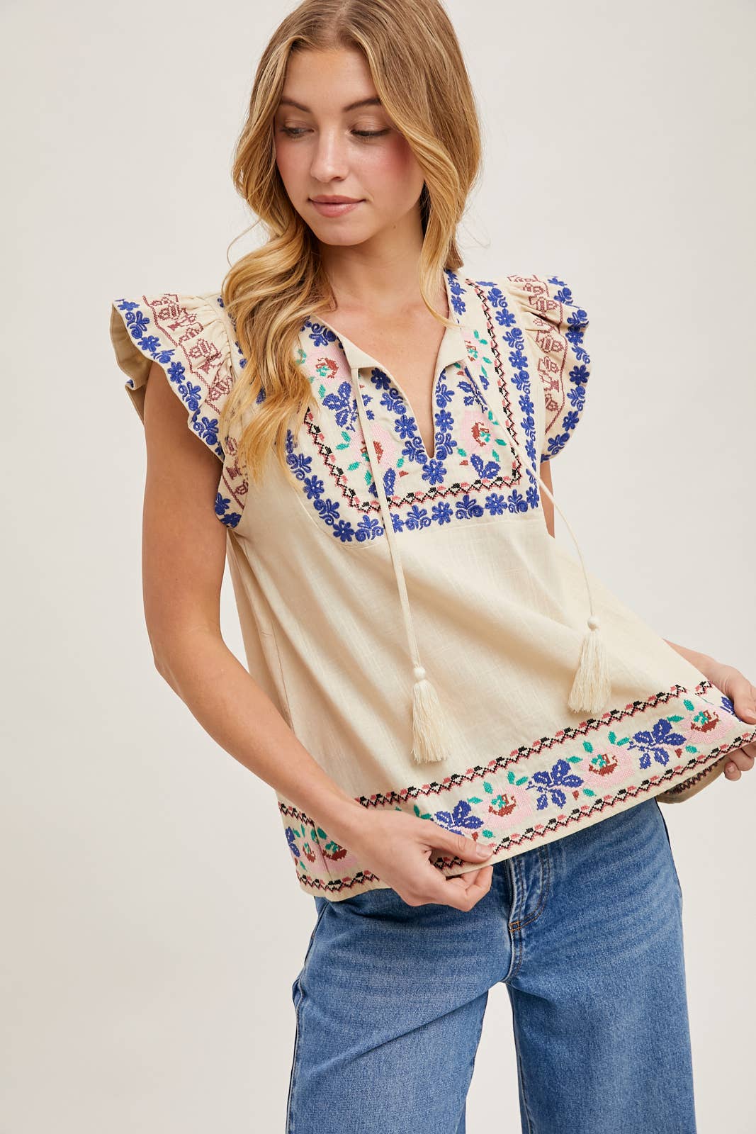 BOHO EMBROIDERED RUFFLED SLEEVE DRAWSTRING TOP