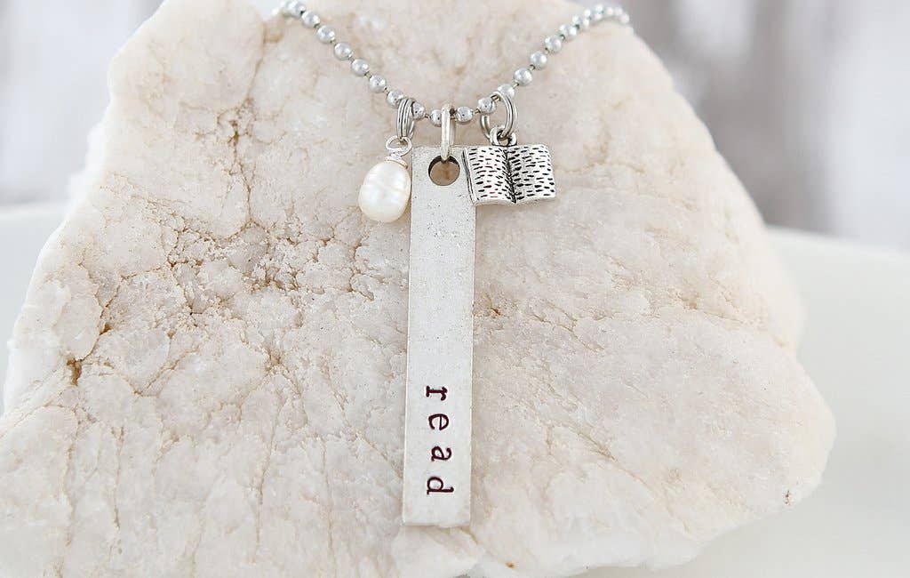 Read Necklace