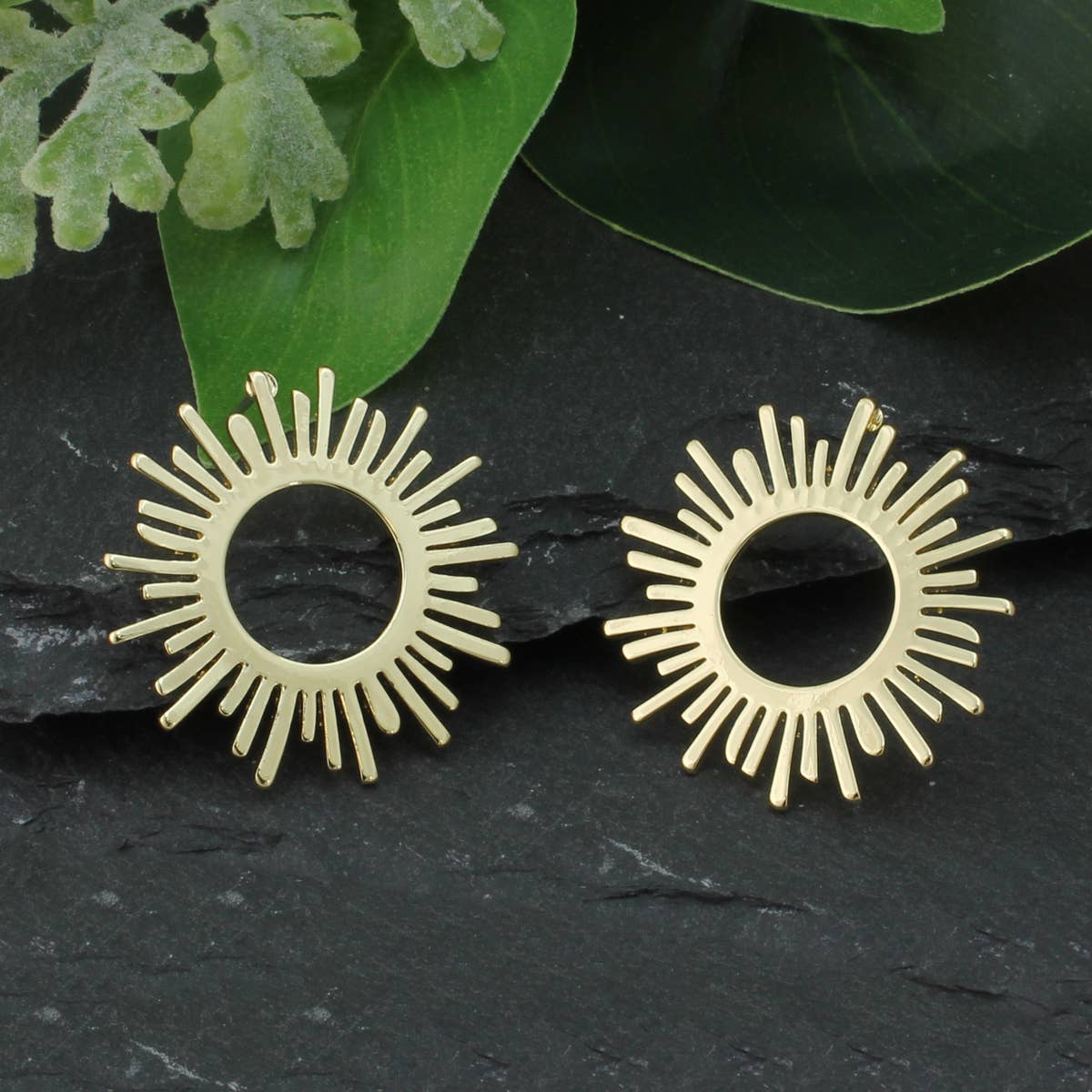 Tribal Rays Sun Gold Post Earring