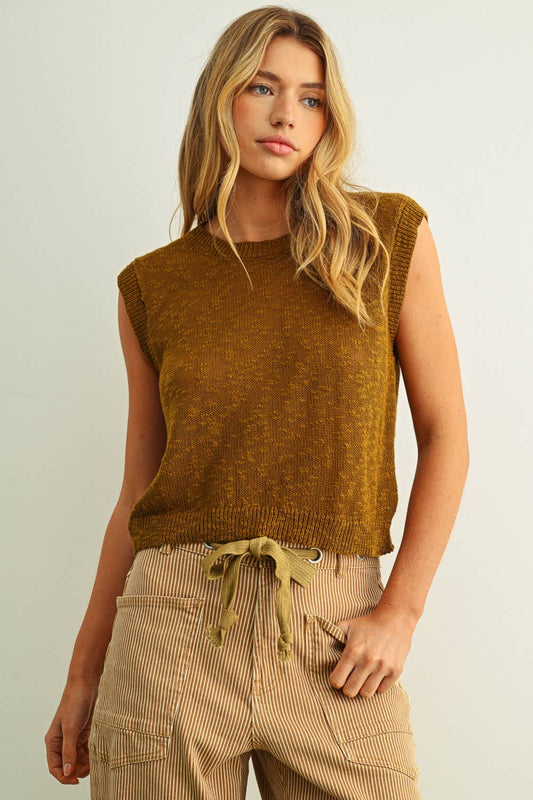 SLEEVELESS KNITTED TOP