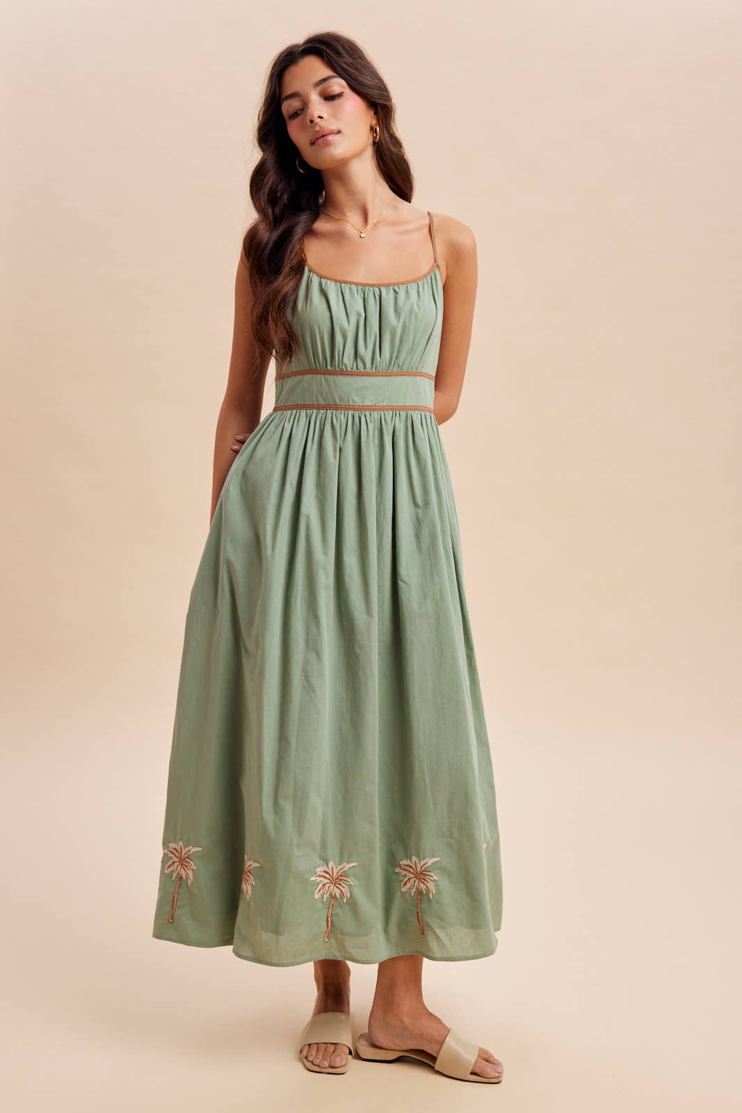EMBROIDERED CONTRAST SLEEVELESS MAXI DRESS
