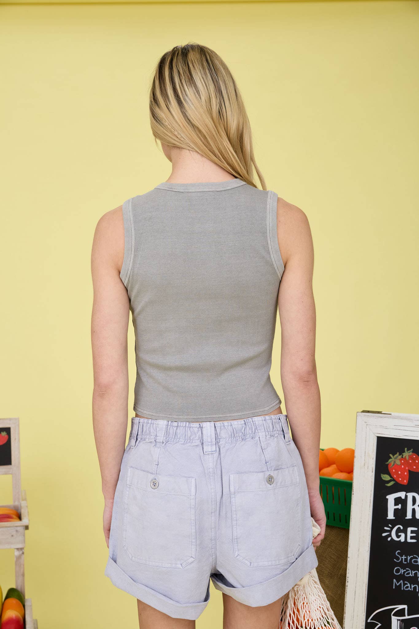 WASHED BUTTON DOWN SLEEVELESS RIBBED KNIT TOP