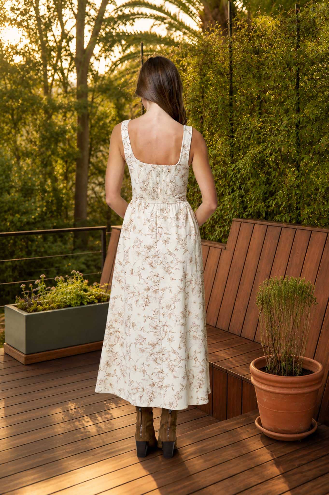FLORAL TOILE SLEEVELESS FRONT HOOK MIDI DRESS
