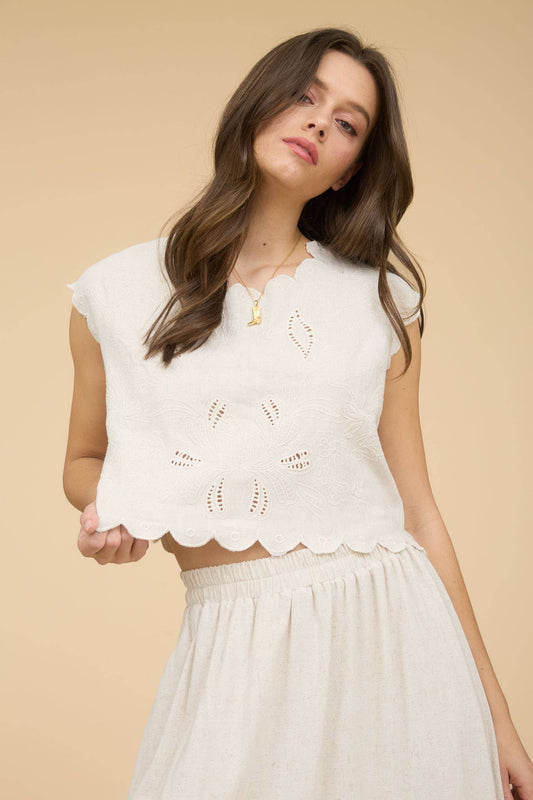 EYELET EMBROIDERY DETAIL SCALLOPED CROP TOP