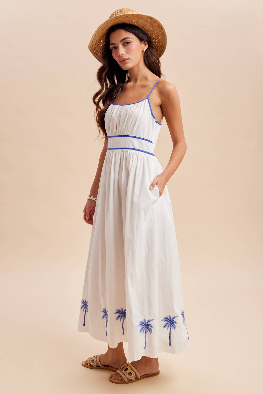 EMBROIDERED CONTRAST SLEEVELESS MAXI DRESS