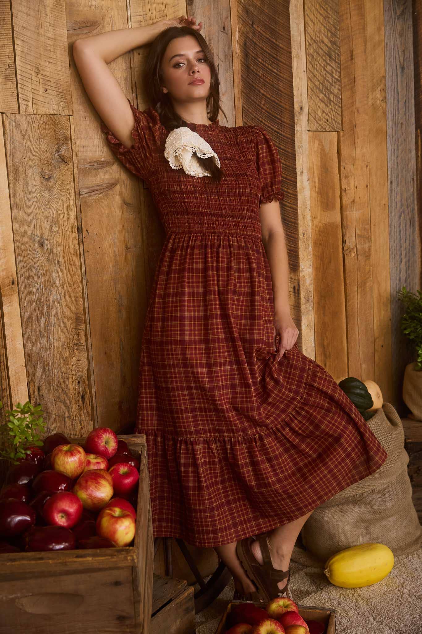 PLAID SHORT PUFF SLEEVE SMOCKED MIDI DRESS