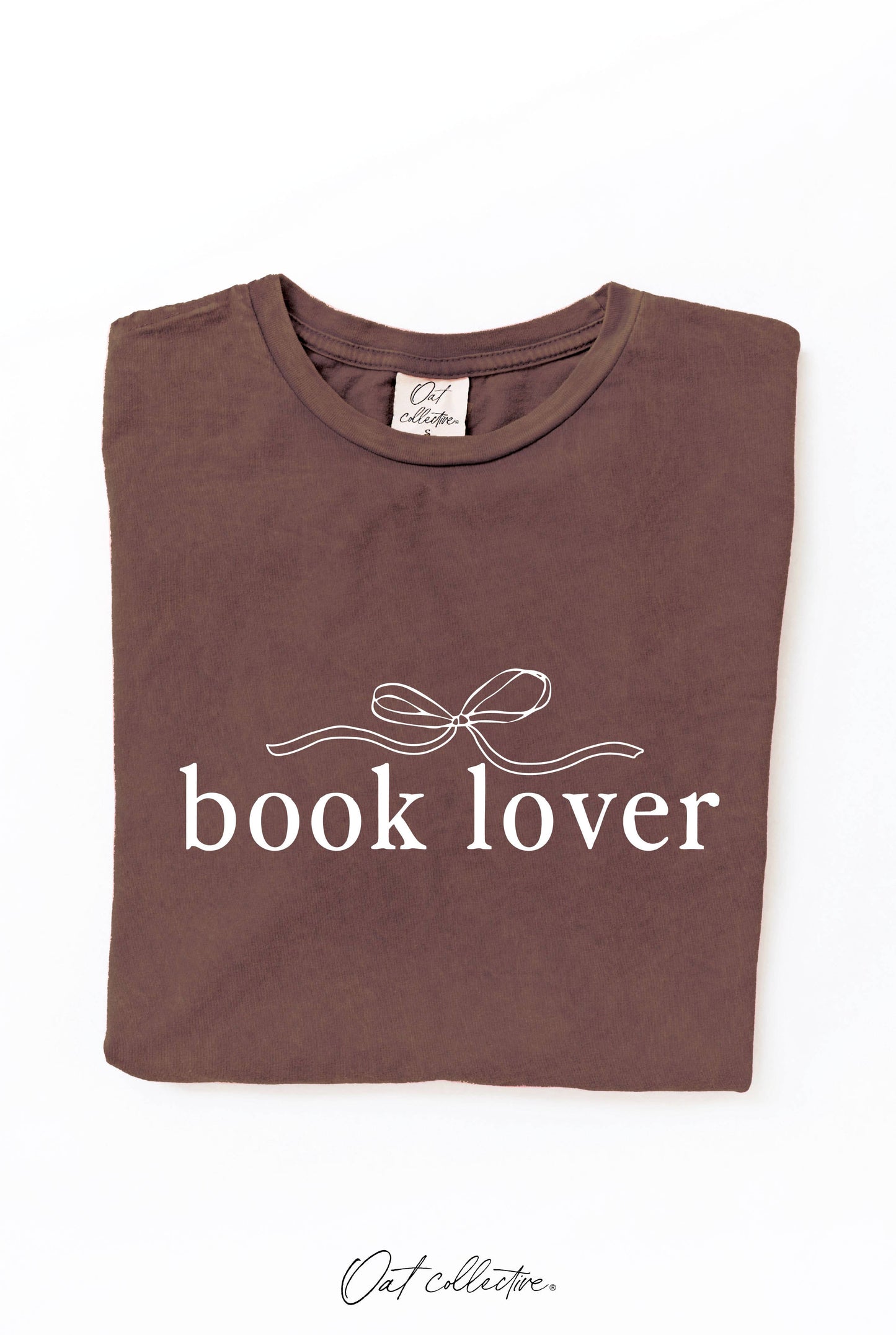 BOOK LOVER Mineral Washed Graphic Top