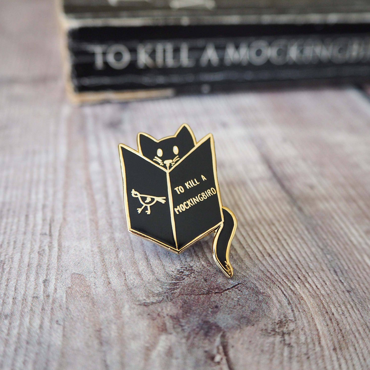 Reading Cat Mockingbird Book Lover Enamel Pin Badge - Black