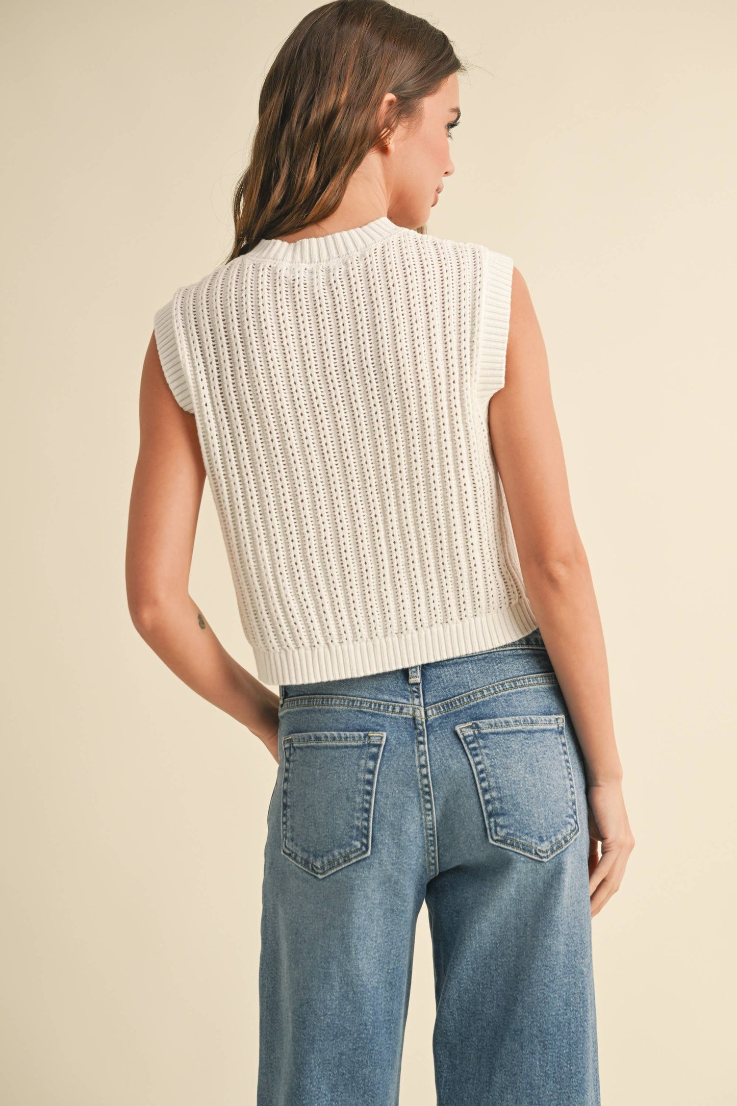 BUTTONDOWN CROCHET VEST: Brown