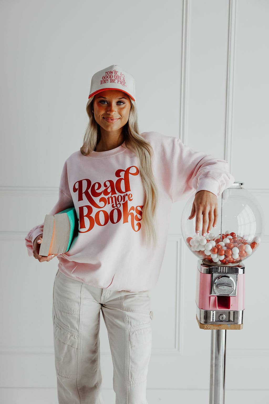 Read More Books Pink Women's Graphic Sweatshirt