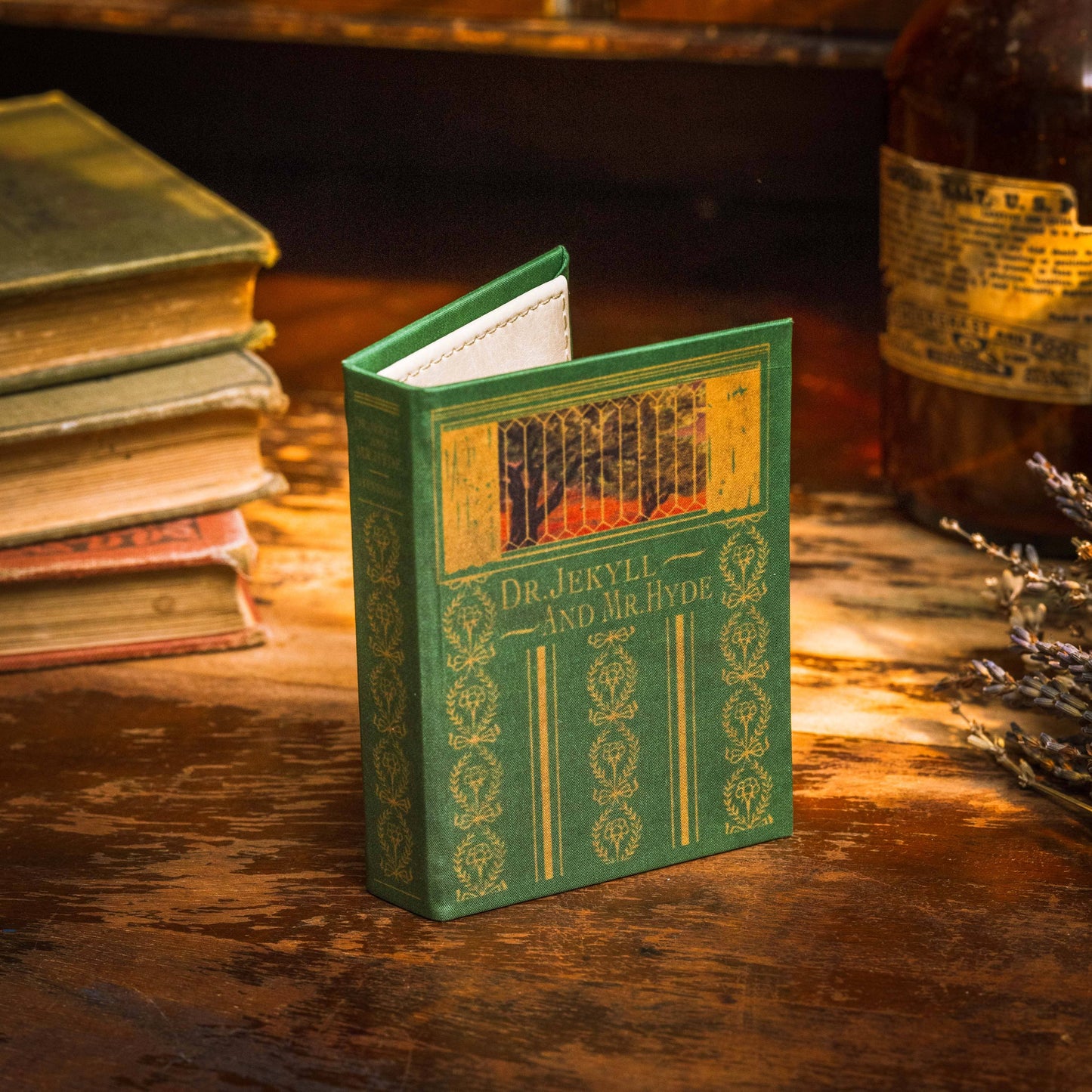 The Strange Case of Dr Jekyll and Mr Hyde by Robert Louis Stevenson 1886 Book Wallet