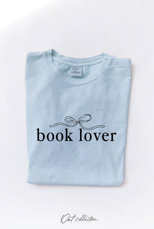 BOOK LOVER Mineral Washed Graphic Top