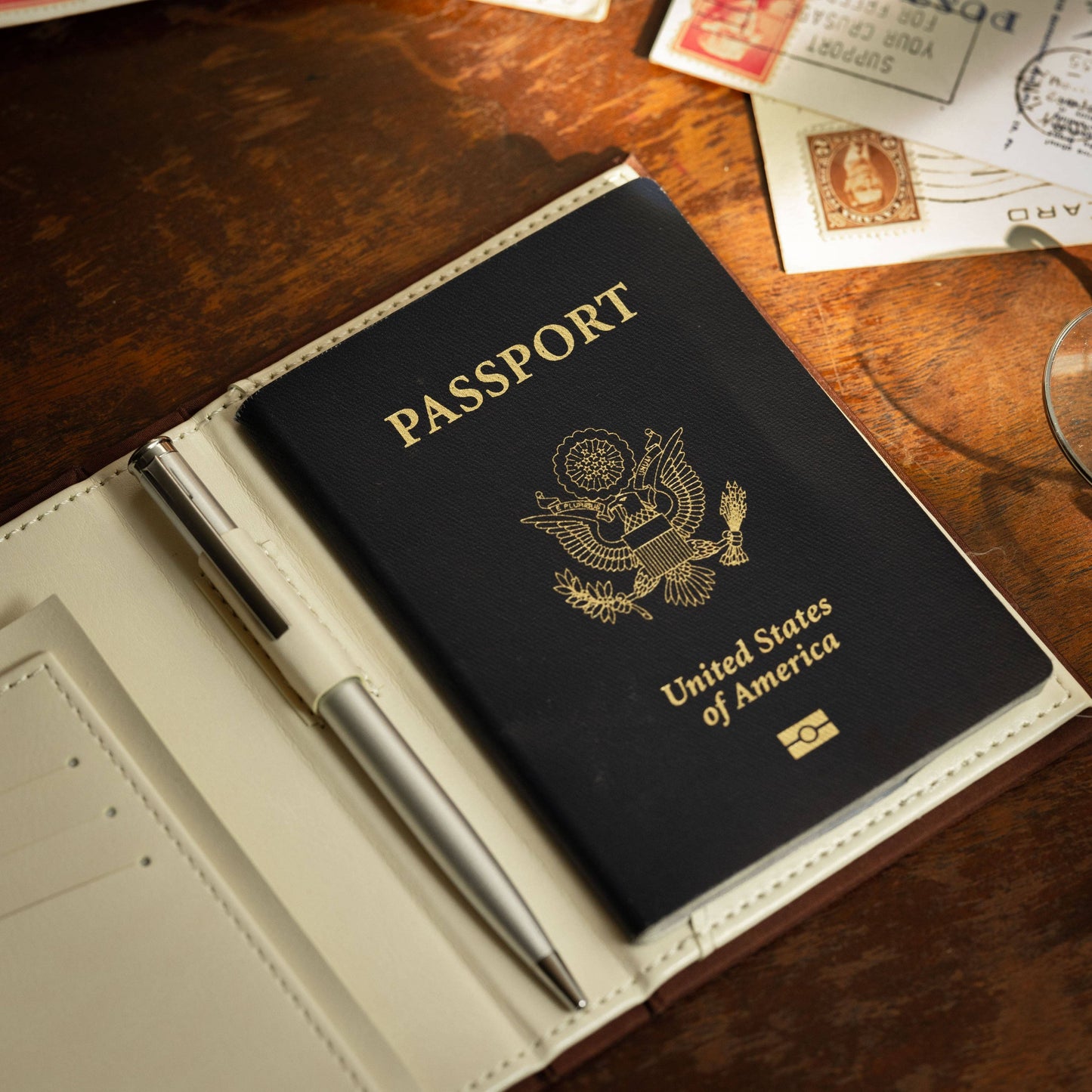 'Pride & Prejudice' (Peacock Edition) by Jane Austen 1813 Passport/Notebook Wallet