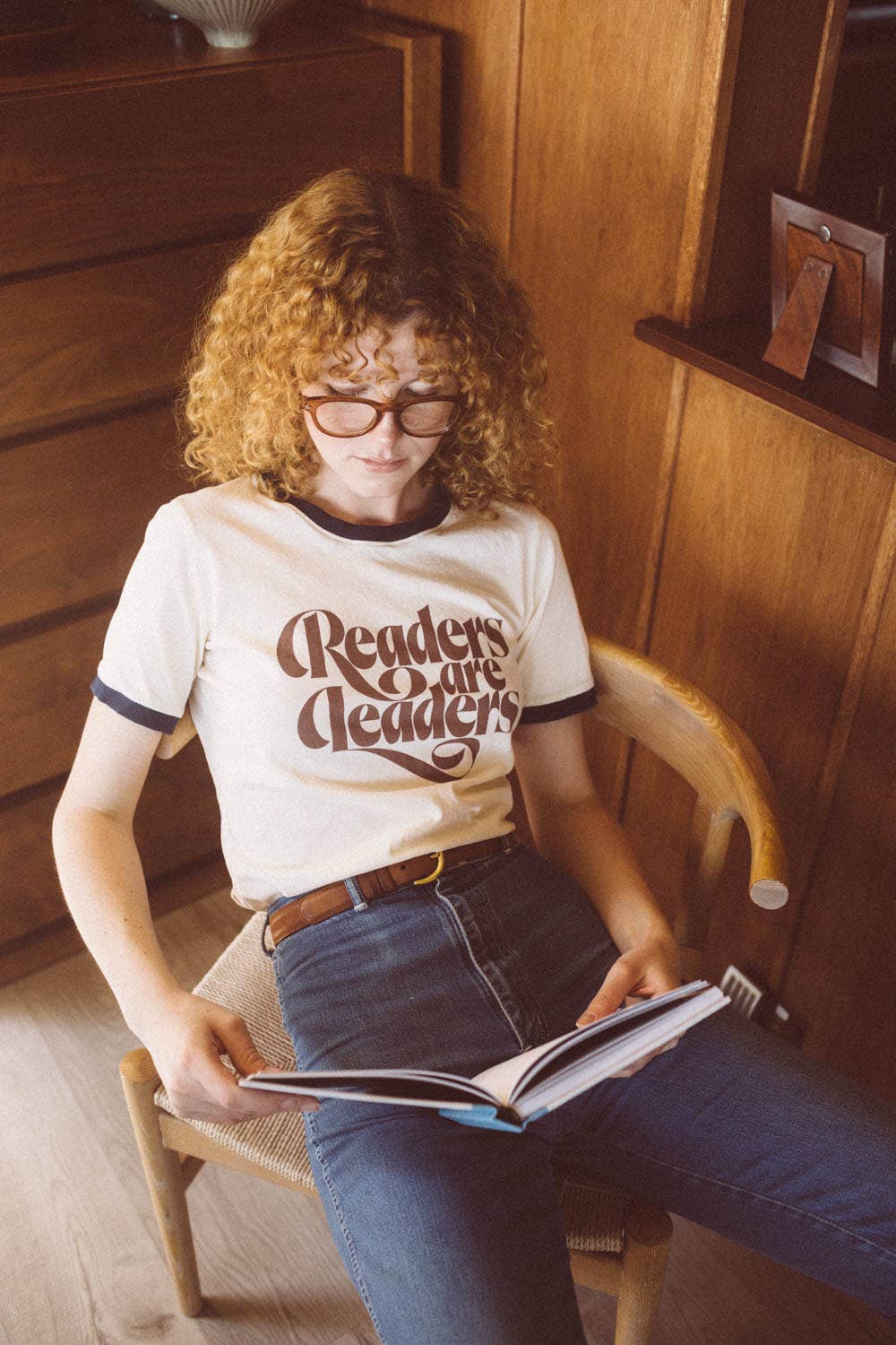 Readers Are Leaders |  Women's Ringer Graphic T-shirt