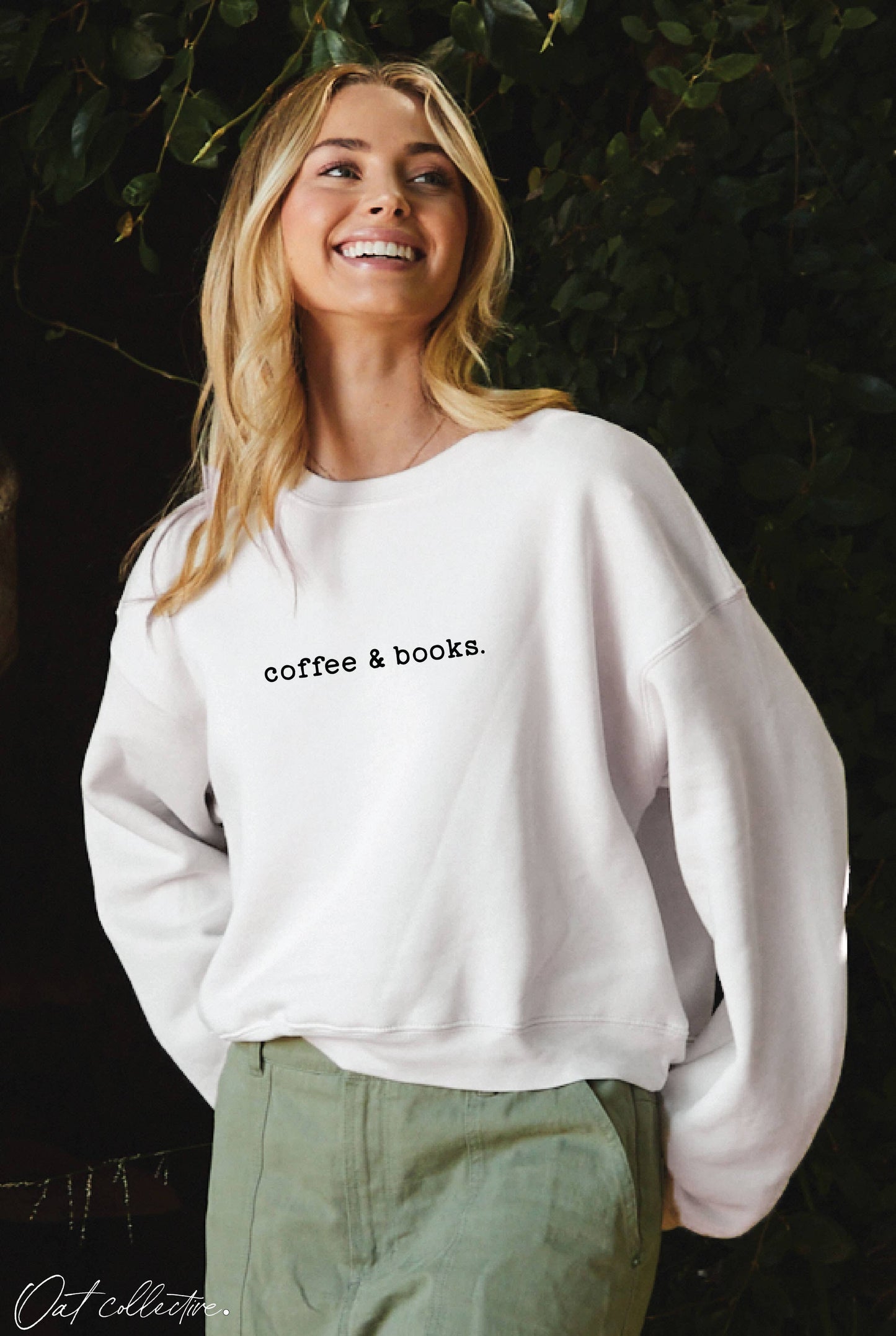 COFFEE AND BOOKS Mid Graphic Sweatshirt