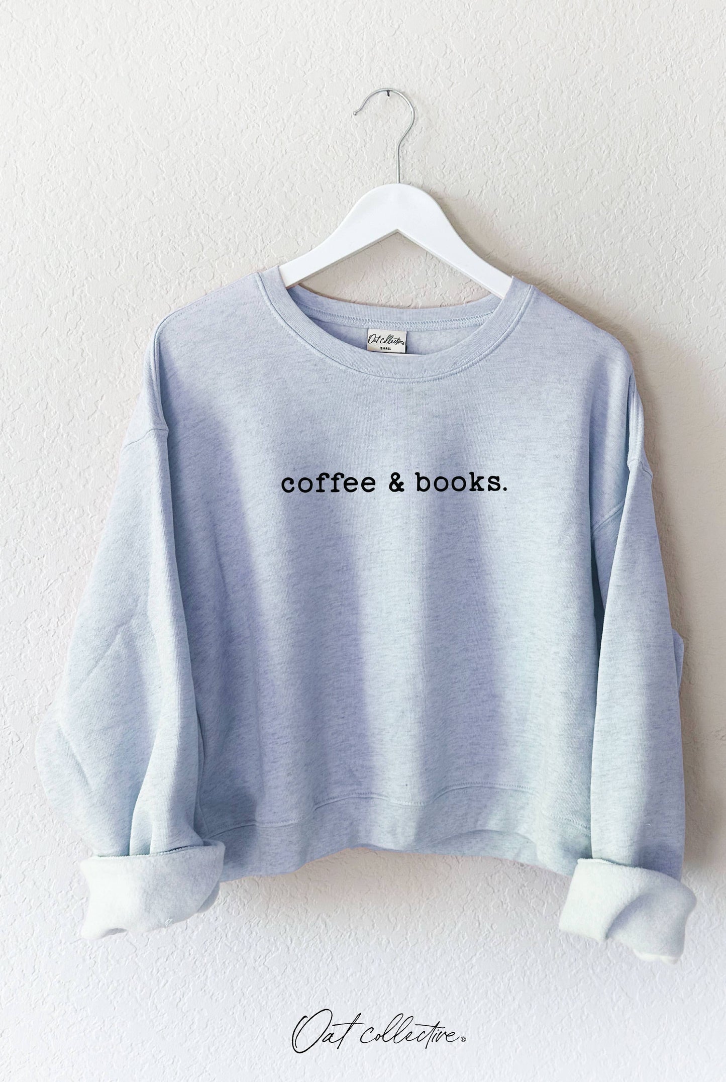 COFFEE AND BOOKS Mid Graphic Sweatshirt