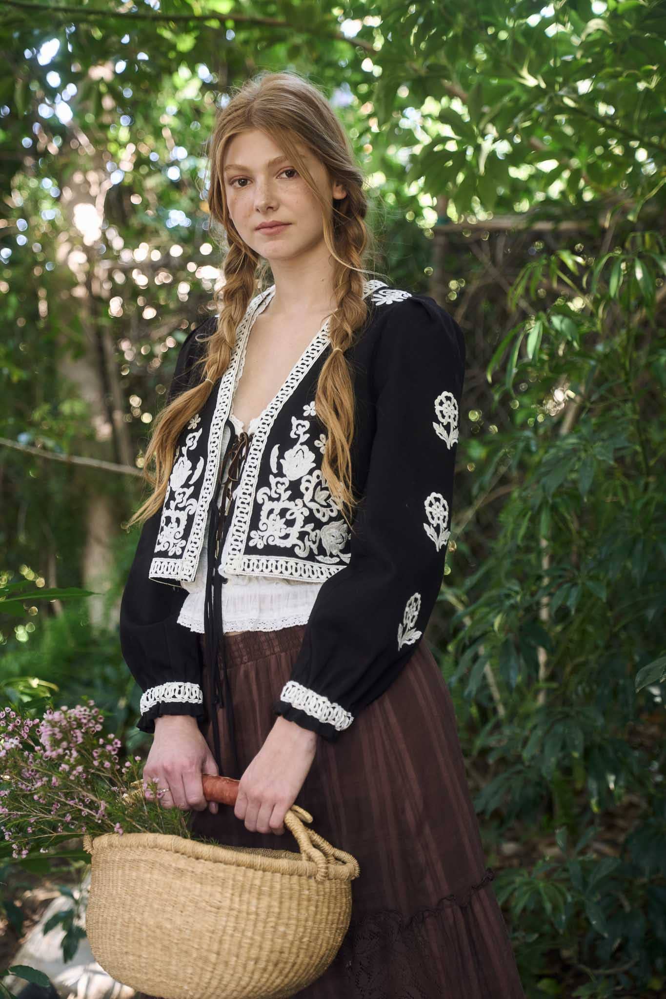 EMBROIDERY DETAIL FRONT TIE LONG SLEEVE JACKET