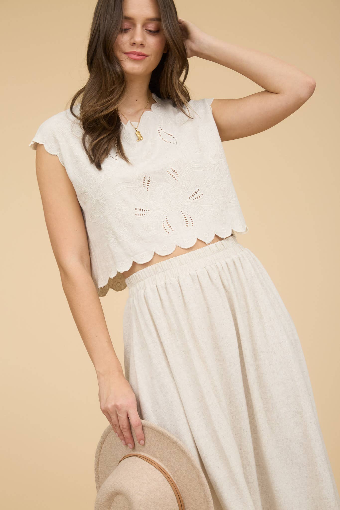 EYELET EMBROIDERY DETAIL SCALLOPED CROP TOP