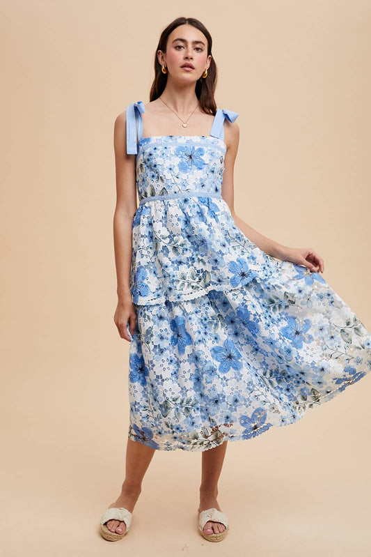 CROCHET LACE FLORAL MAXI DRESS