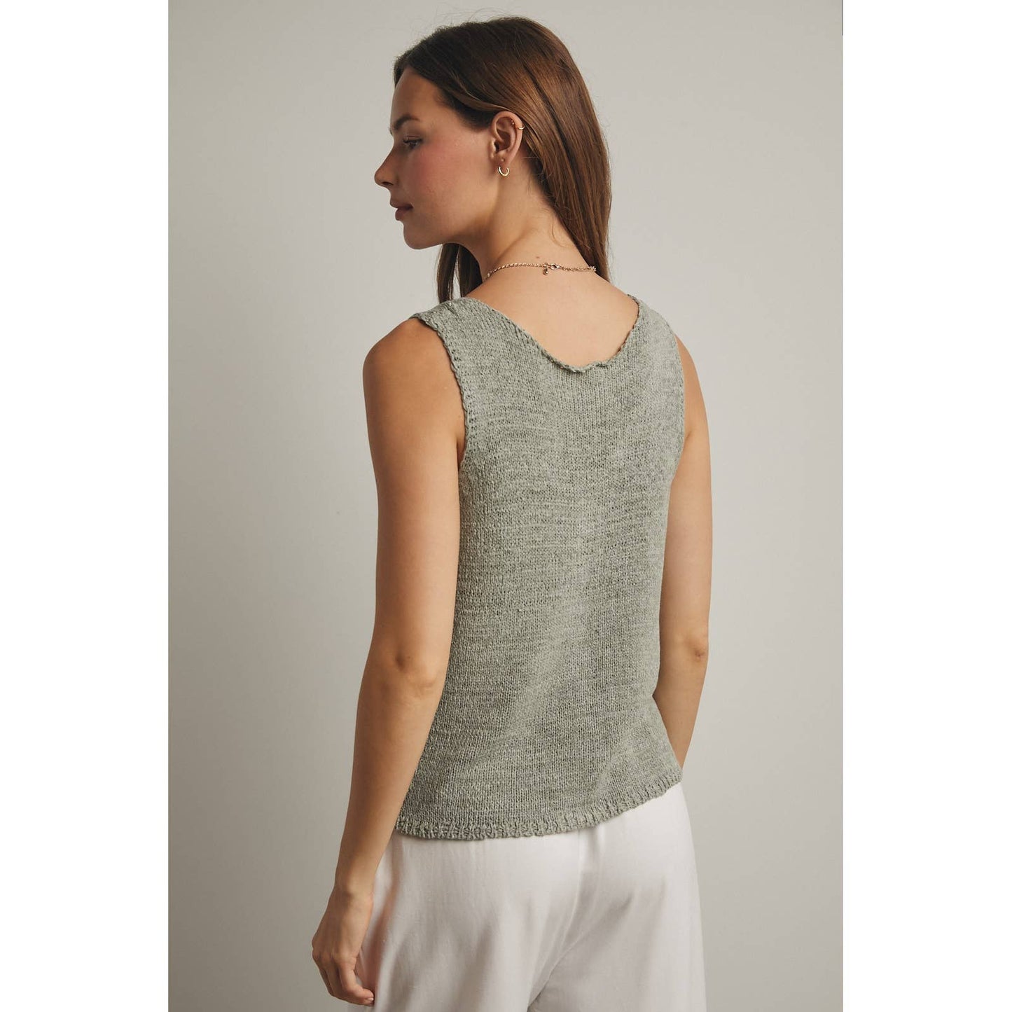 LIGHTWEIGHT BUTTON-UP SWEATER VEST