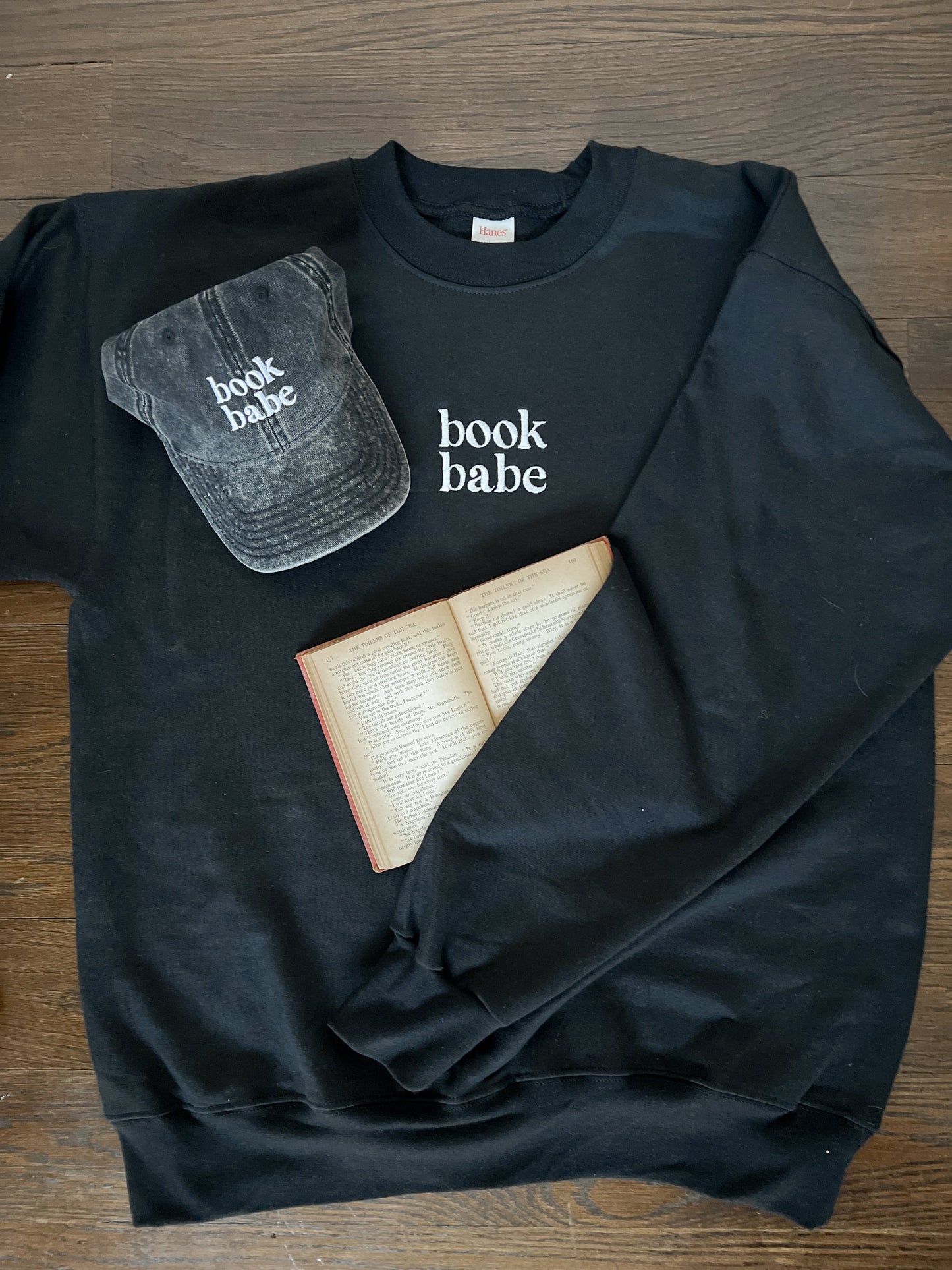 Book Babe Crewneck